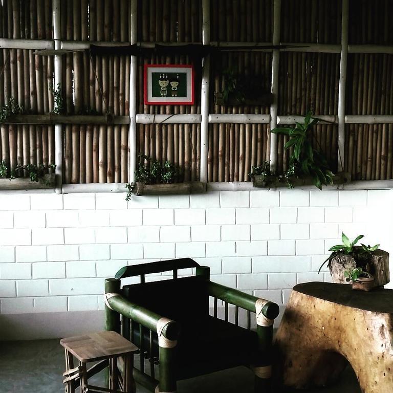 Longchen Homestay Dimapur Bagian luar foto